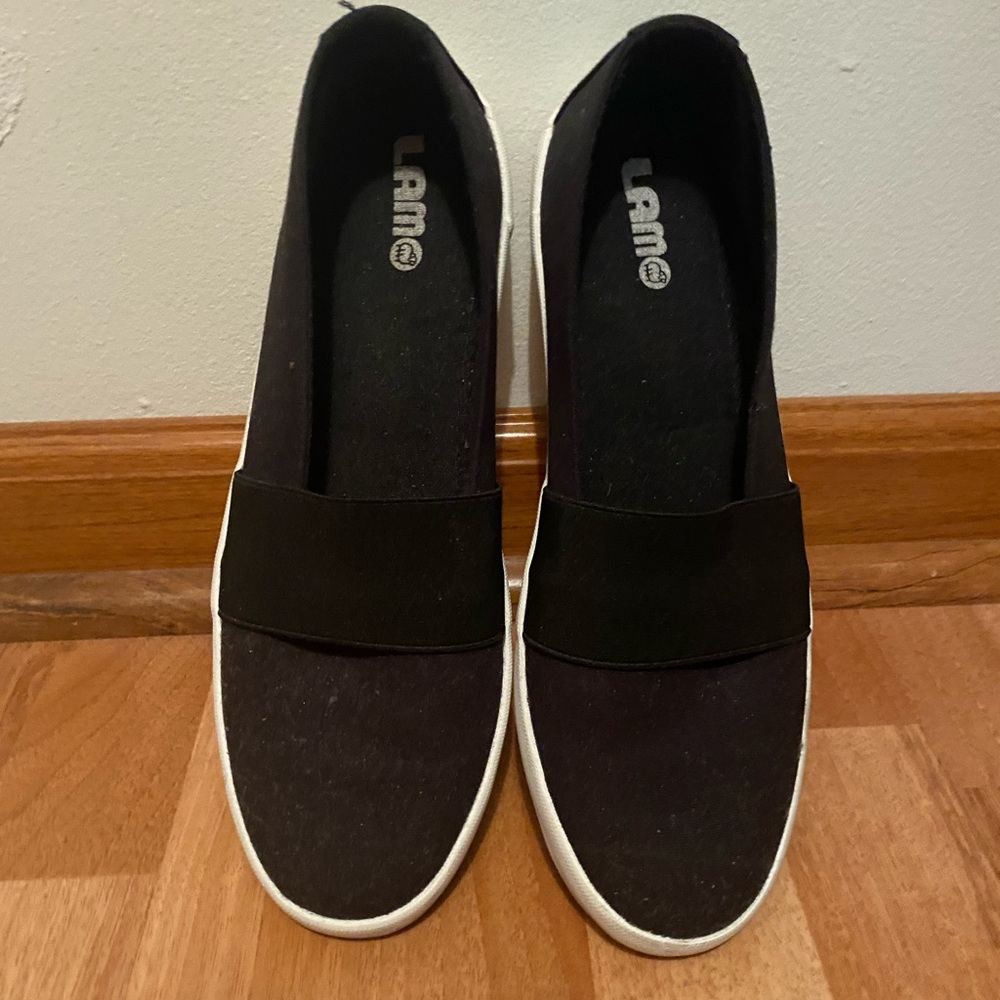 LAMO slip ons